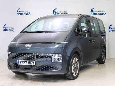 Gris Usado 2023 Hyundai Staria Monovolumen | 35.900 € (Caro)