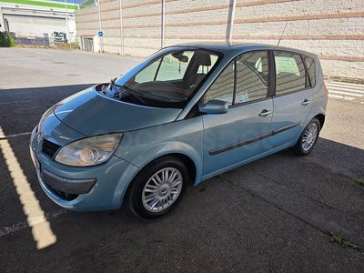 Usado Renault Scénic II Dynamique 110 CV (80 kW) 2008 Azul Monovolumen