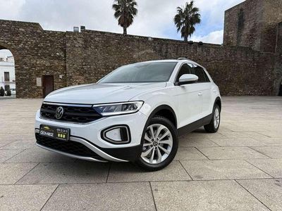 Usado VW T-Roc Life 150 CV (110 kW) 2023 Blanco SUV