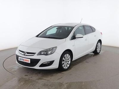 Blanco Usado 2016 Opel Astra Elegance Berlina | 10.199 € (Precio justo)