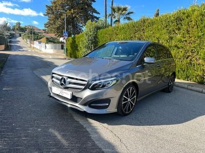 Mercedes B200