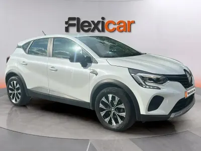 Usado Renault Captur Intens 101 CV (74 kW) 2022 Blanco SUV