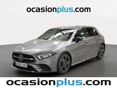 Usado Mercedes A180 AMG 116 HP (85 kW) 2021 Cinzento Citadino