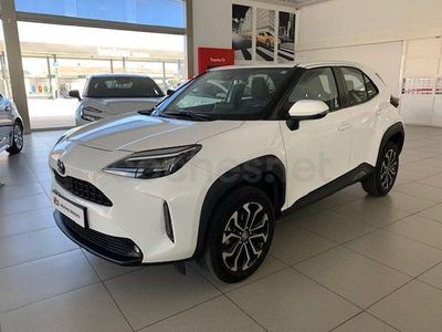 Usado Toyota Yaris Cross Active 116 CV (85 kW) 2025 Blanco SUV