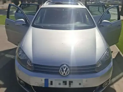 Usado VW Golf VII Sport 140 CV (102 kW) 2012 Gris Familiar