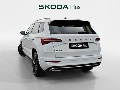 Usado Skoda Karoq SportLine 150 CV (110 kW) 2023 Blanco SUV