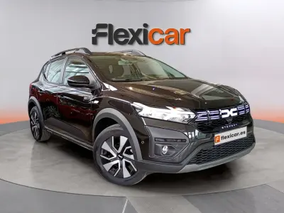 Usado Dacia Sandero Expression 101 CV (74 kW) 2025 Negro Berlina