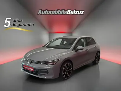Używany VW Golf VIII Life 115 KM (84 kW) 2025 Szary Sedan/Limuzyna