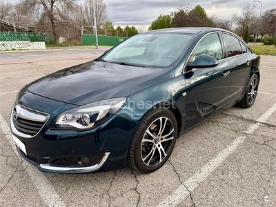 Usado Opel Insignia Sportive 170 CV (125 kW) 2016 Negro Berlina