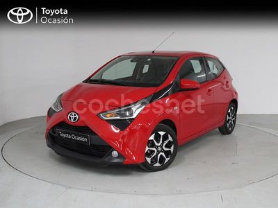 Rojo Usado 2019 Toyota Aygo X-play Utilitario | 12.190 € (Un poco caro)