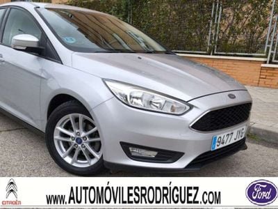 Plateado Usado 2017 Ford Focus Trend Utilitario | 12.900 € (Precio justo)