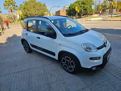 Usado Fiat Panda Cross Cross 70 CV (51 kW) 2021 Blanco Utilitario