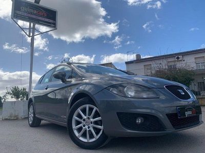 Usado Seat Leon Copa 105 CV (77 kW) 2012 Gris / plata Berlina