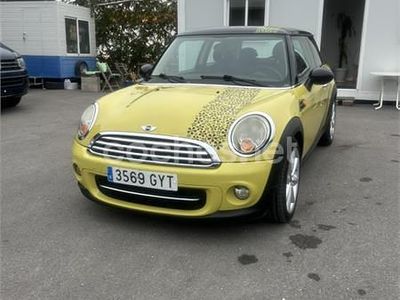 Amarillo Usado 2010 Mini Cooper D Utilitario | 4990 € (Precio justo)