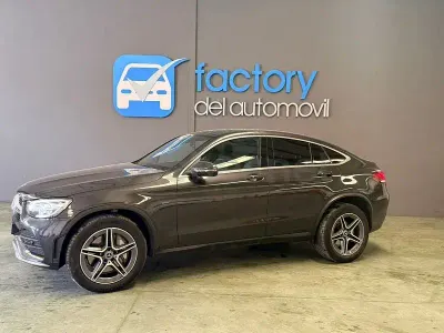 Usado Mercedes GLC300e 306 CV (225 kW) 2021 Gris / plata Coupe