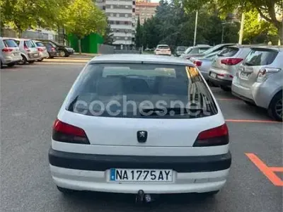 Usado Peugeot 306 71 CV (52 kW) 1999 Blanco Berlina