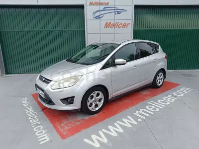 Usado Ford C-MAX Trend 95 CV (69 kW) 2013 Gris / plata Monovolumen