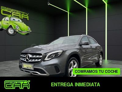 Usado Mercedes GLA180 122 CV (89 kW) 2017 Gris / plata SUV