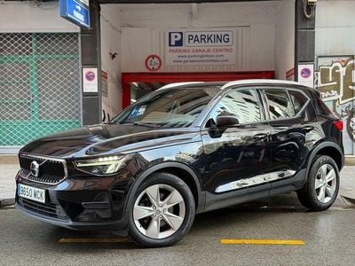 Usado Volvo XC40 Core 163 CV (119 kW) 2022 Negro SUV