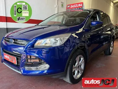 Usado Ford Kuga Titanium 150 CV (110 kW) 2016 Azul SUV