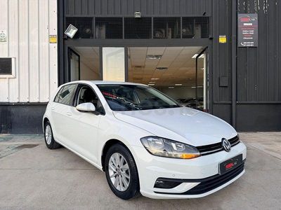Usado VW Golf VII Advance 115 CV (84 kW) 2017 Blanco Berlina