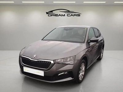 Usado Skoda Scala Ambition 110 HP (80 kW) 2022 Cinzento Citadino