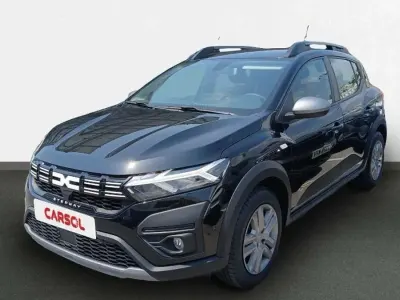 Usado Dacia Sandero Expression 91 CV (66 kW) 2023 Negro Utilitario