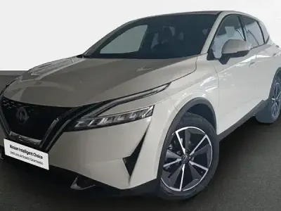 Usado Nissan Qashqai Tekna 140 CV (102 kW) 2022 Lunar white (perlada) SUV