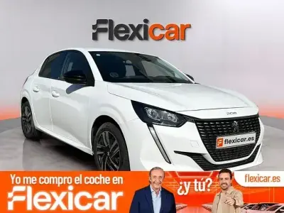 Usado Peugeot 208 Allure 100 CV (73 kW) 2023 Blanco Utilitario