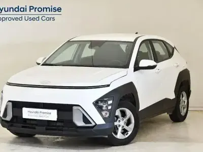 Używany Hyundai Kona 101 KM (74 kW) 2025 Biały SUV