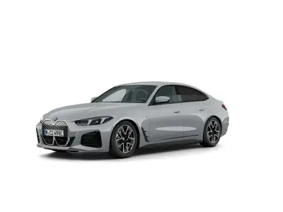 Usado BMW i4 Comfort Edition 250 kW (340 HP) 2025 Sedan