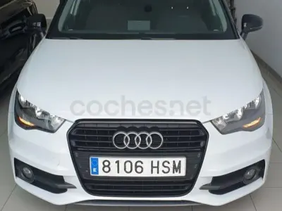 Usado Audi A1 Sportback Ambition 105 CV (77 kW) 2013 Blanco Utilitario