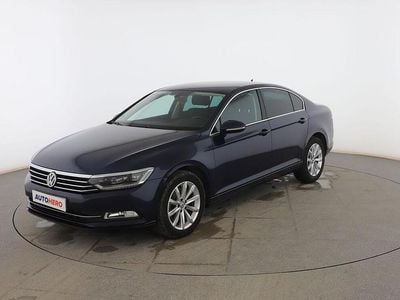 Usado VW Passat Advance 120 CV (88 kW) 2016 Azul Berlina
