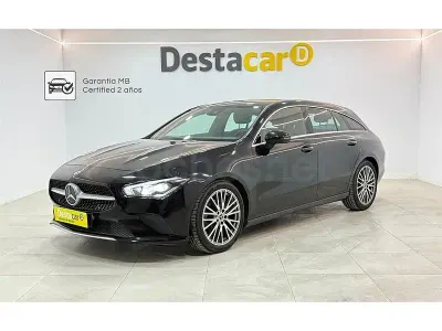 Usado Mercedes CLA180 Shooting Brake 136 CV (100 kW) 2022 Negro Familiar