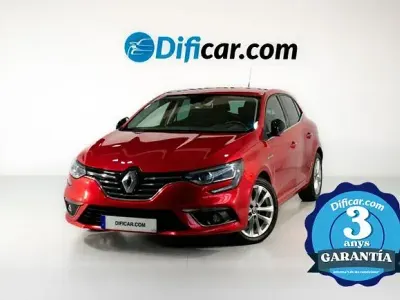 Usado Renault Mégane Zen 131 CV (96 kW) 2017 Rojo Berlina