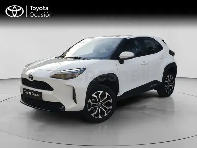 Usado Toyota Yaris Cross Active 116 CV (85 kW) 2022 Blanco SUV