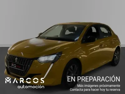 Usado Peugeot 208 Allure 100 CV (73 kW) 2022 Utilitario