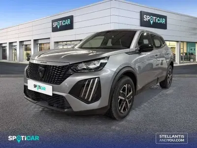 Usado Peugeot 2008 Active 102 CV (75 kW) 2023 Gris SUV