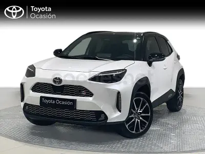 Usado Toyota Yaris Cross Sport 130 CV (95 kW) 2025 Blanco SUV