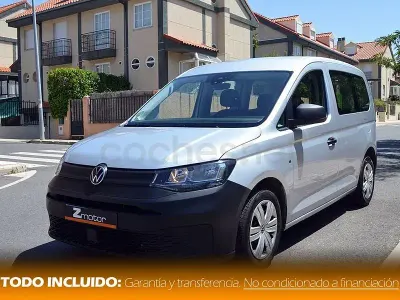 Usado VW Caddy 102 CV (75 kW) 2022 Gris / plata Monovolumen