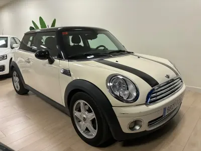 Usado Mini Cooper 120 CV (88 kW) 2008 Beige Utilitario