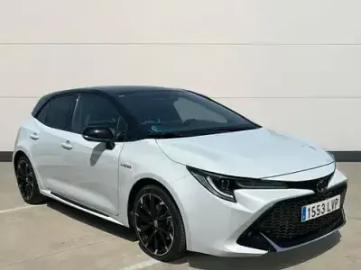 Usado Toyota Corolla Sport 180 CV (132 kW) 2021 Gris Berlina