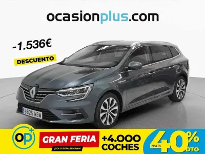 Usado Renault Mégane GrandTour Techno 140 CV (102 kW) 2022 Gris Familiar