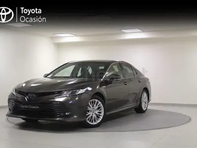 Usado Toyota Camry Advance 218 CV (160 kW) 2020 Marrón Berlina