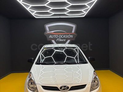 Begagnad Hyundai i20 Base 78 HK (57 kW) 2010 Vit Halvkombi
