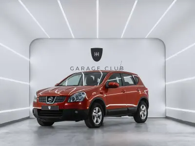 Begagnad Nissan Qashqai Tekna 150 HK (110 kW) 2008 Röd SUV