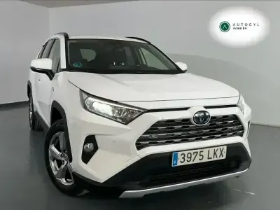 Usado Toyota RAV4 Hybrid Advance 218 HP (160 kW) 2020 Branco SUV
