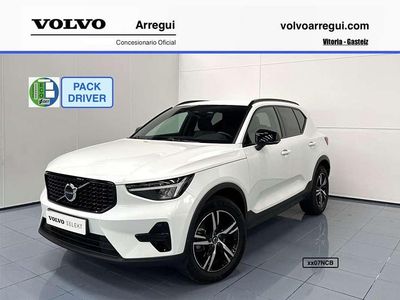 Usado Volvo XC40 Plus 129 CV (94 kW) 2025 Blanco SUV
