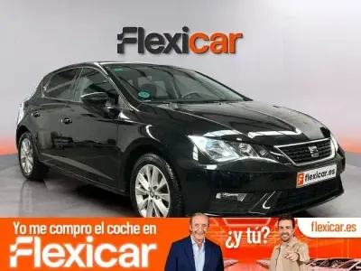 Usado Seat Leon Reference 115 CV (84 kW) 2018 Negro Berlina