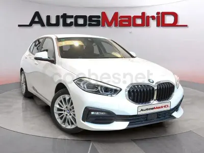 Usado BMW 118 Comfort Edition 136 CV (100 kW) 2022 Blanco Berlina